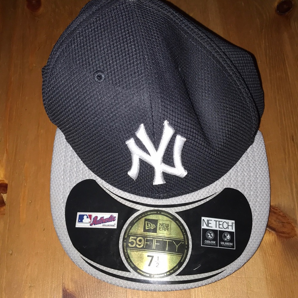 NEW fitted cap